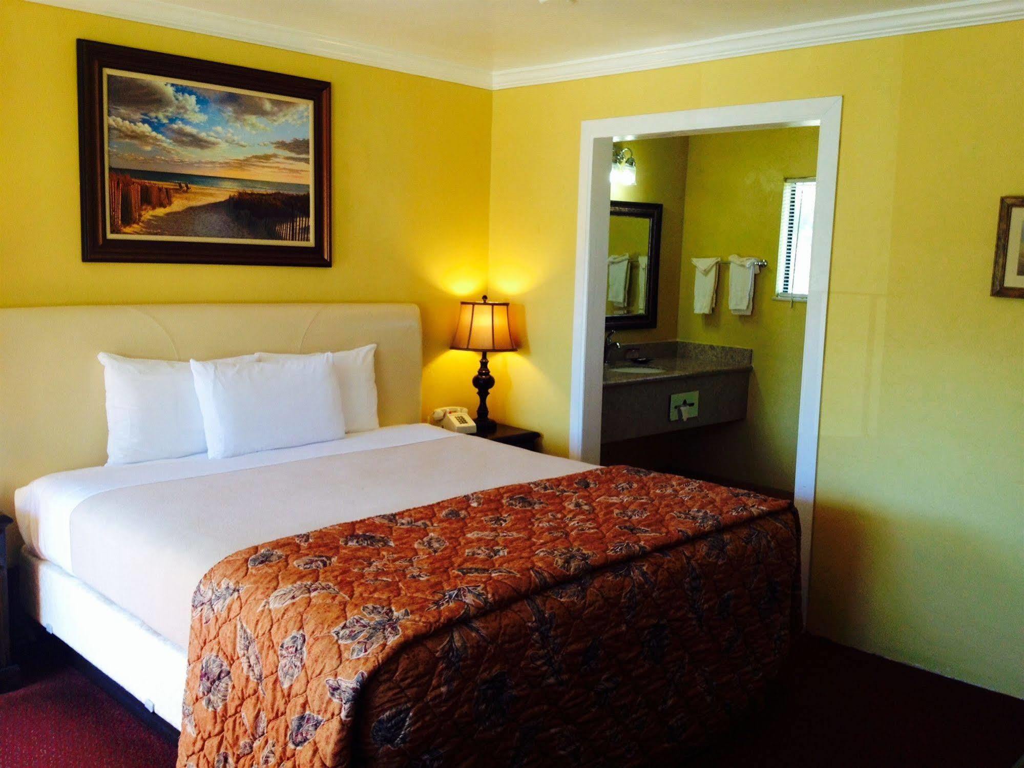 Inn By The Bay Monterey Exterior foto